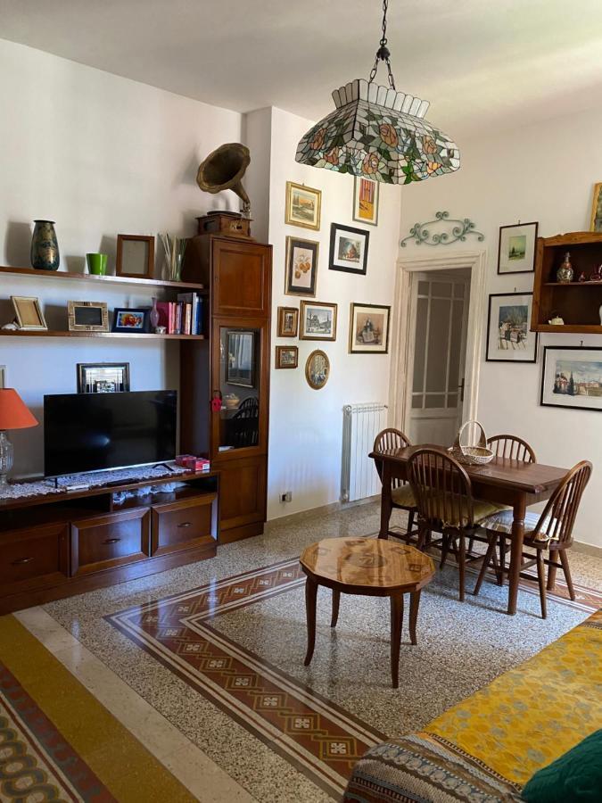 לידו די אוסטיה Edo Apartament מראה חיצוני תמונה
