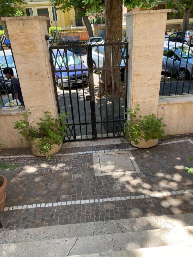 לידו די אוסטיה Edo Apartament מראה חיצוני תמונה